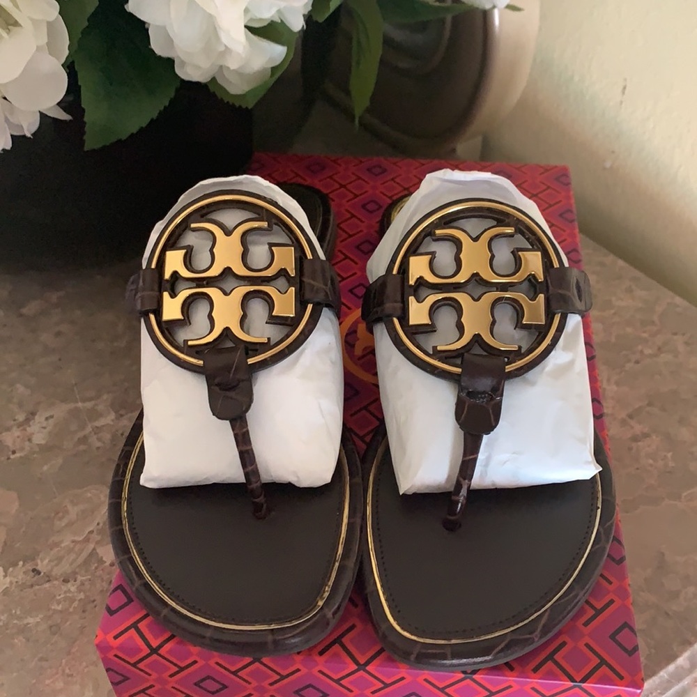 Brand new Tory Burch sandal - Picture 7 of 8